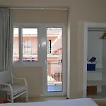 Mar Del Plata (adults Only) Bed & Breakfast 2*