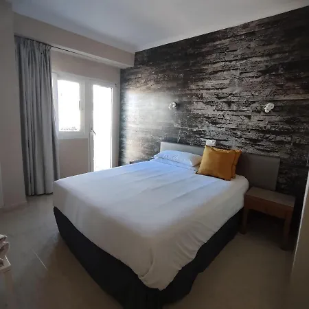 Konukevi Mar Del Plata (adults Only) S'Arenal
