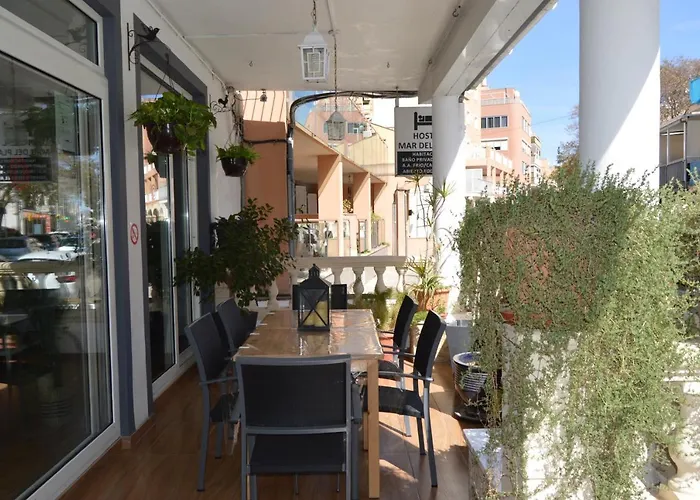 银海旅馆 住宿加早餐酒店 2*